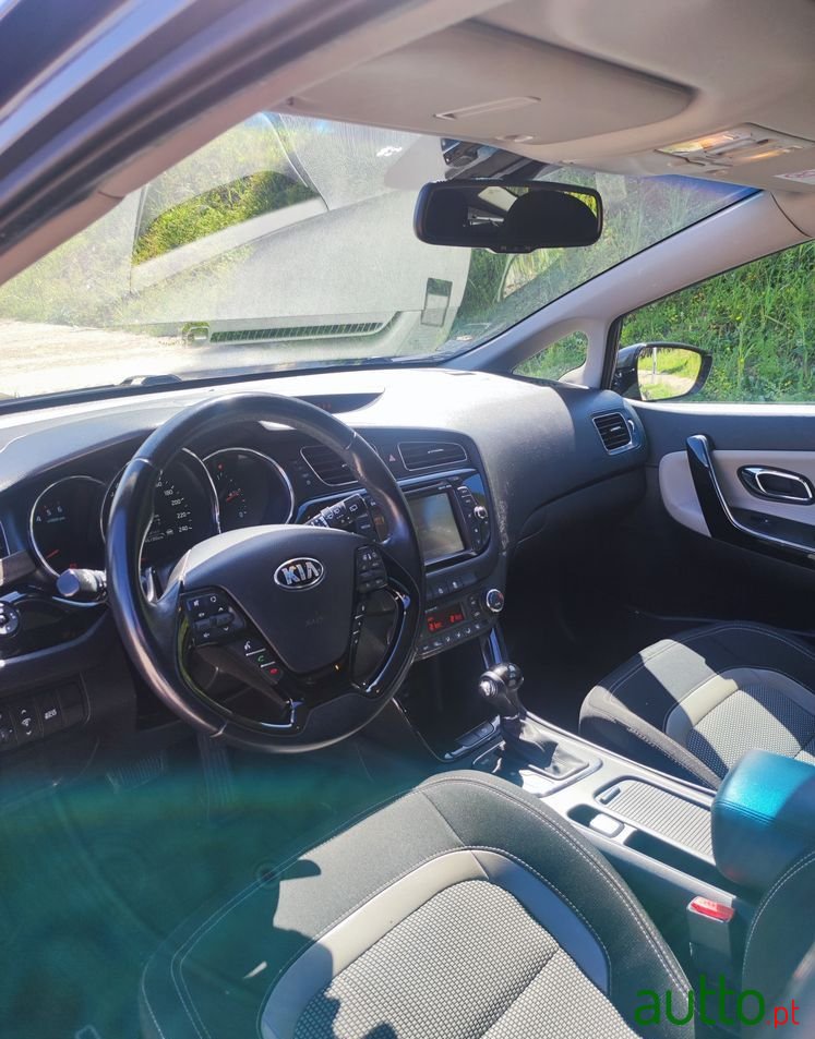 2014' Kia Ceed Sw photo #6