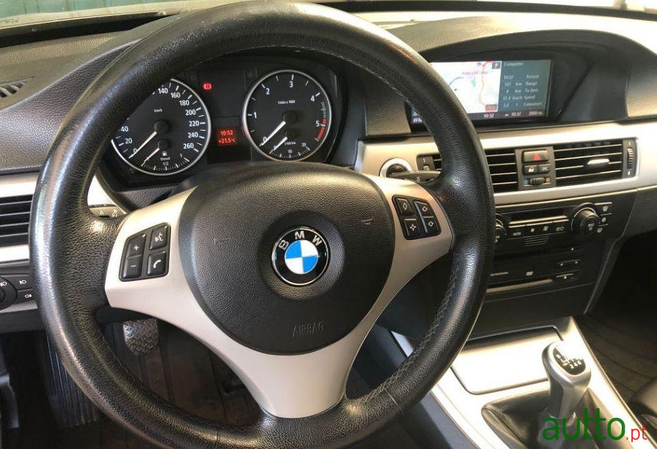 2005' BMW 320 photo #2