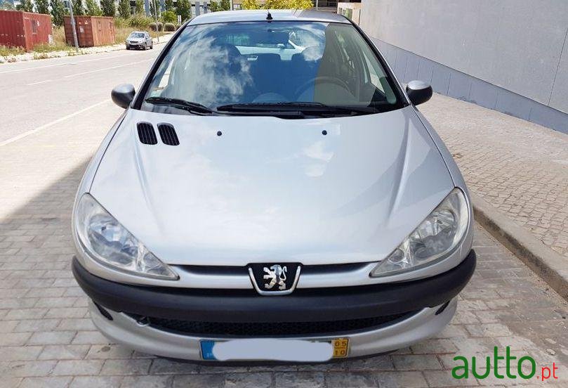 2005' Peugeot 206 photo #1