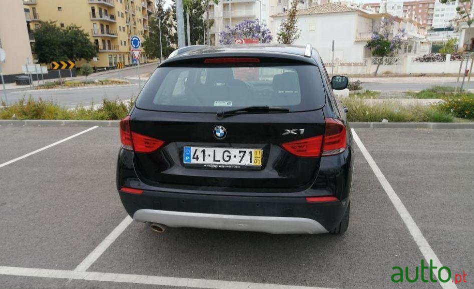 2011' BMW X1 18 D Sdrive photo #3