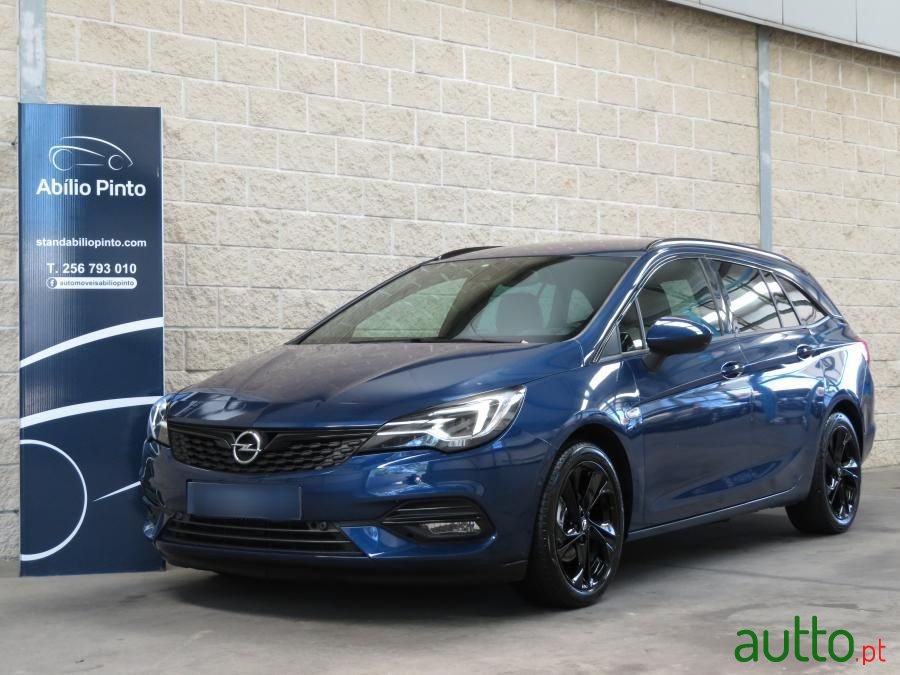 2020' Opel Astra Sports Tourer photo #1