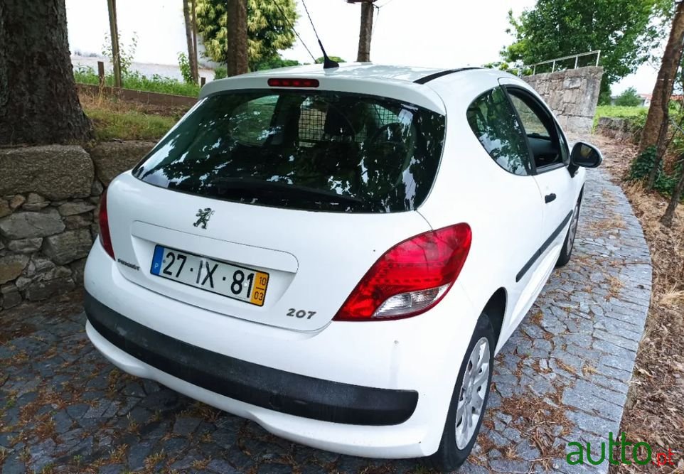 2010' Peugeot 207 photo #3