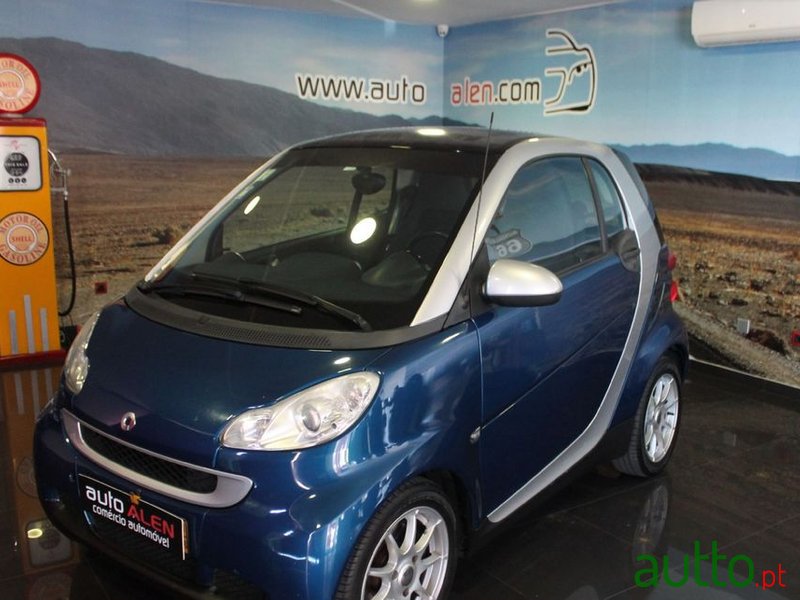 2011' Smart Fortwo photo #1