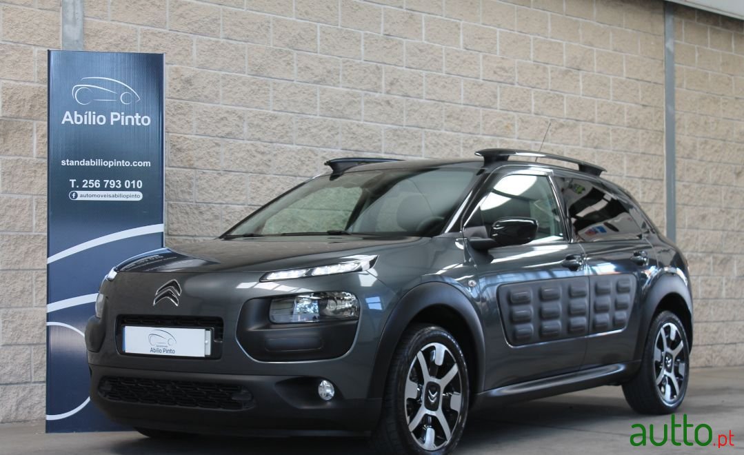 2015' Citroen C4 Cactus photo #1