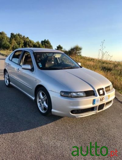 2003' SEAT Leon photo #4