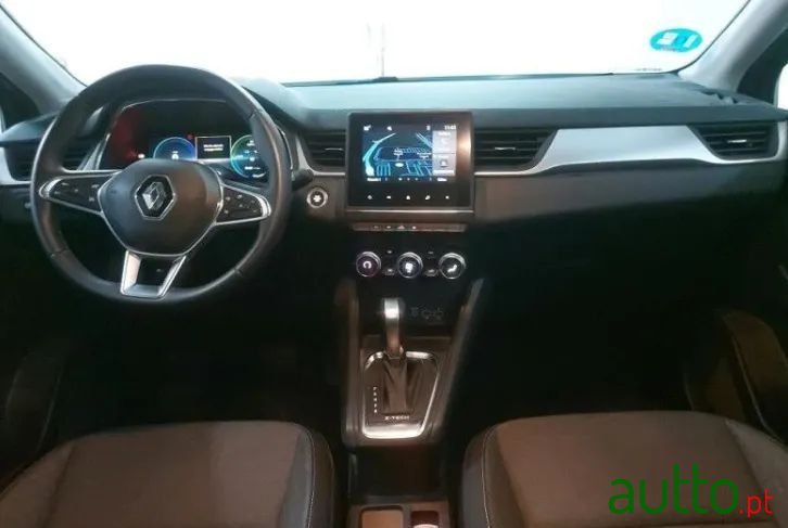 2022' Renault Captur photo #3