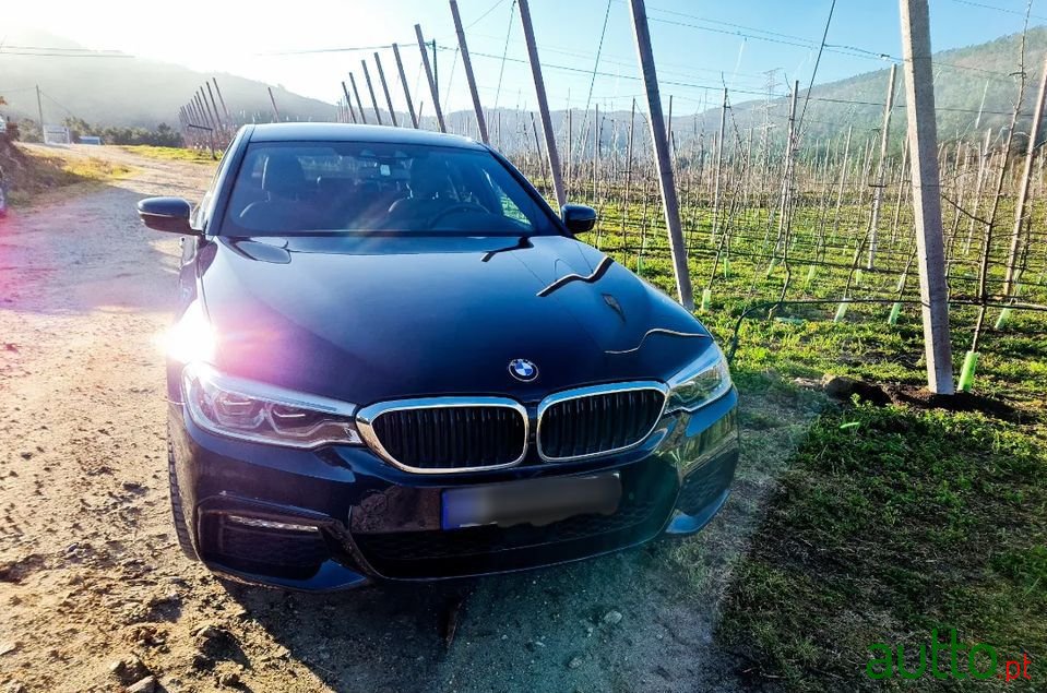 2017' BMW 530 photo #1