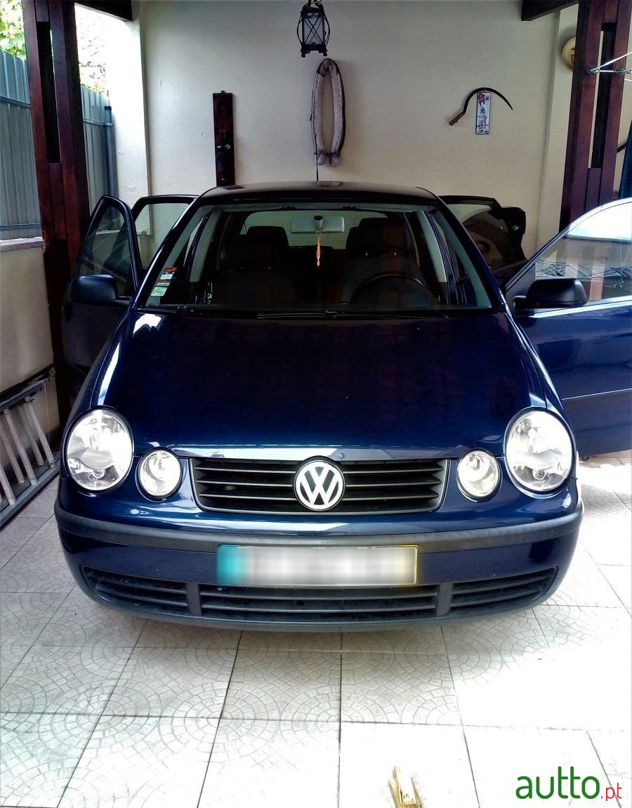 2002' Volkswagen photo #1