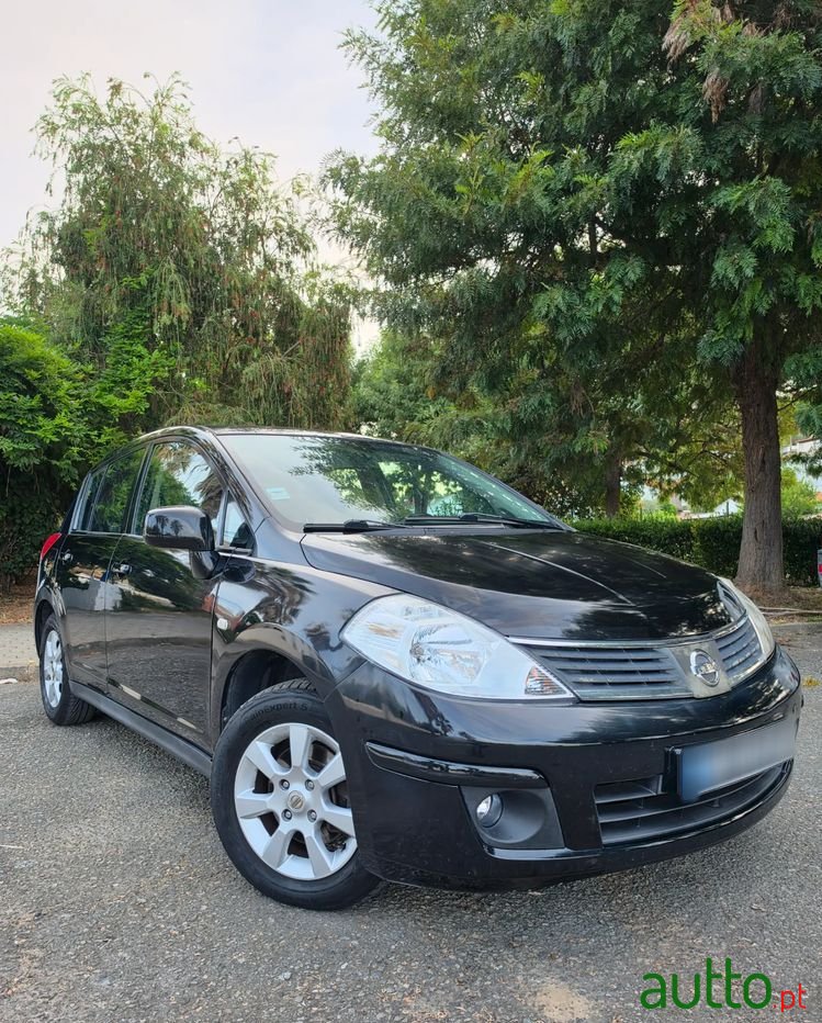 2009' Nissan Tiida 1.5 Dci Acenta Pack photo #1