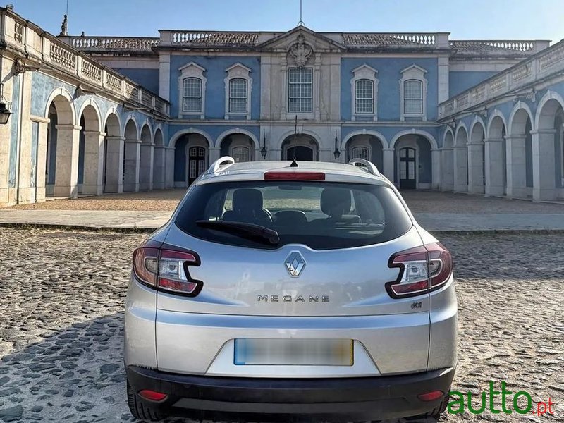 2013' Renault Megane Sport Tourer photo #4