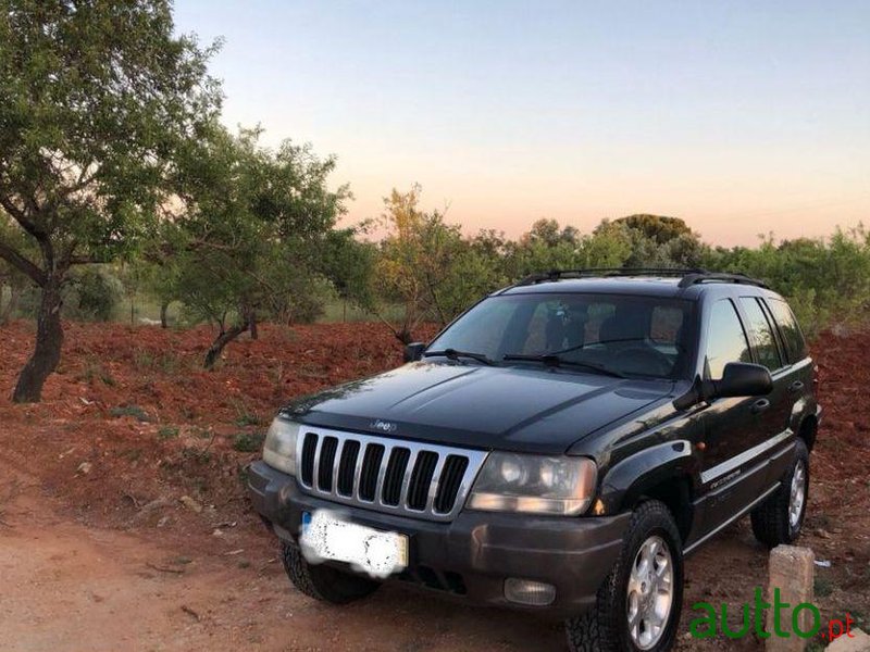 2001' Jeep Grand-Cherokee Laredo photo #1