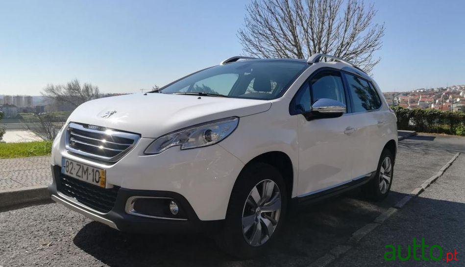 2015' Peugeot 2008 photo #1