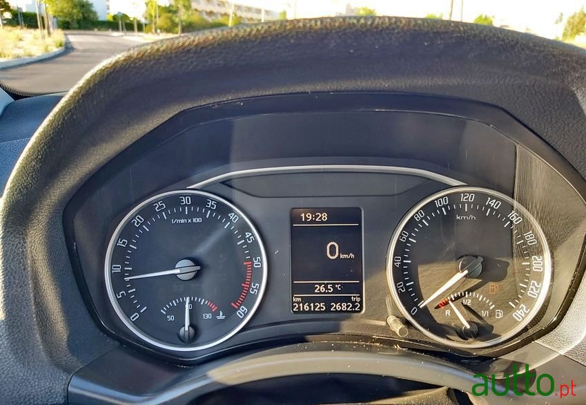 2010' Skoda Octavia Break photo #6