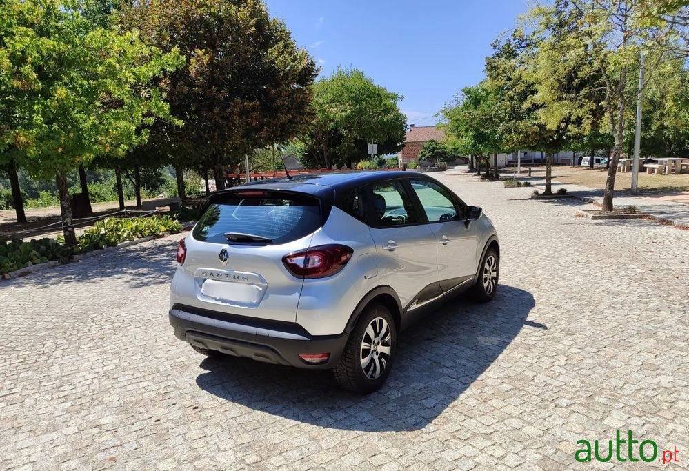 2019' Renault Captur 0.9 Tce Exclusive photo #5