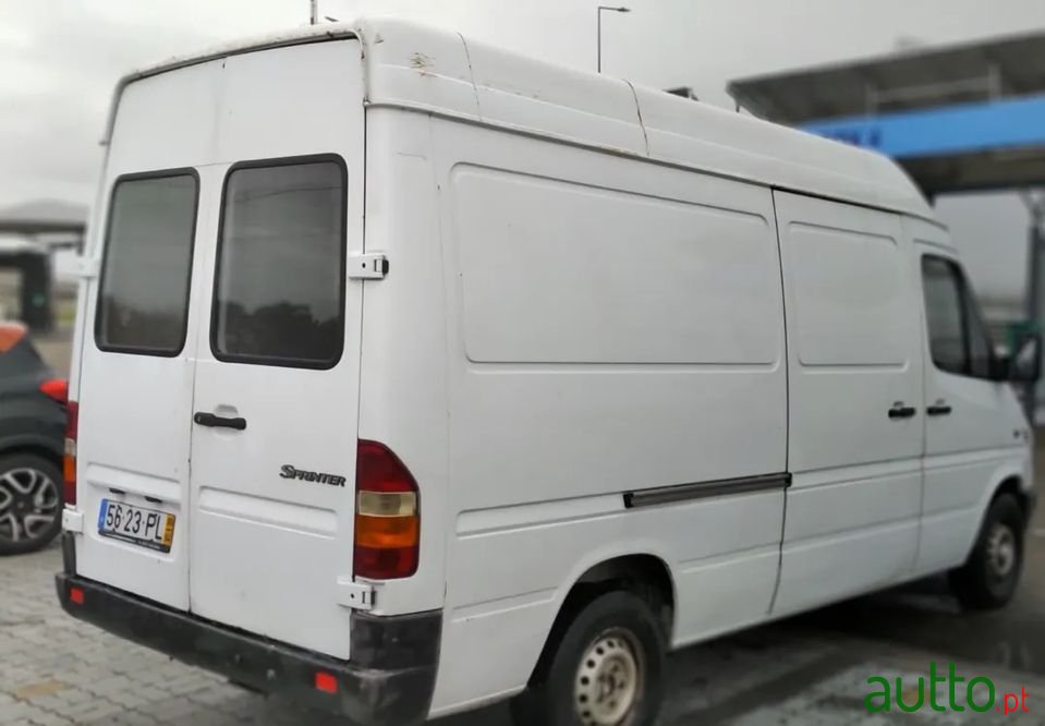 2000' Mercedes-Benz Sprinter photo #4