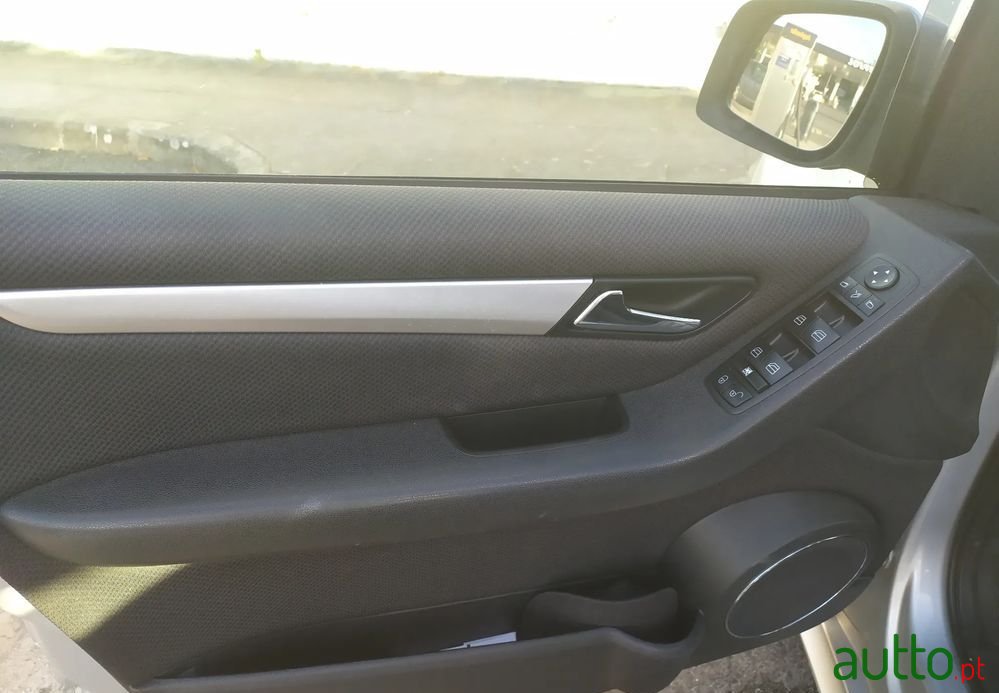 2009' Mercedes-Benz B 150 Standard photo #5