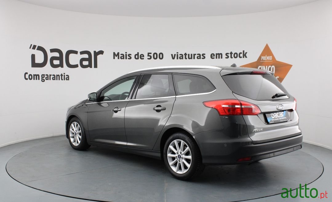 2017' Ford Focus Sw photo #5