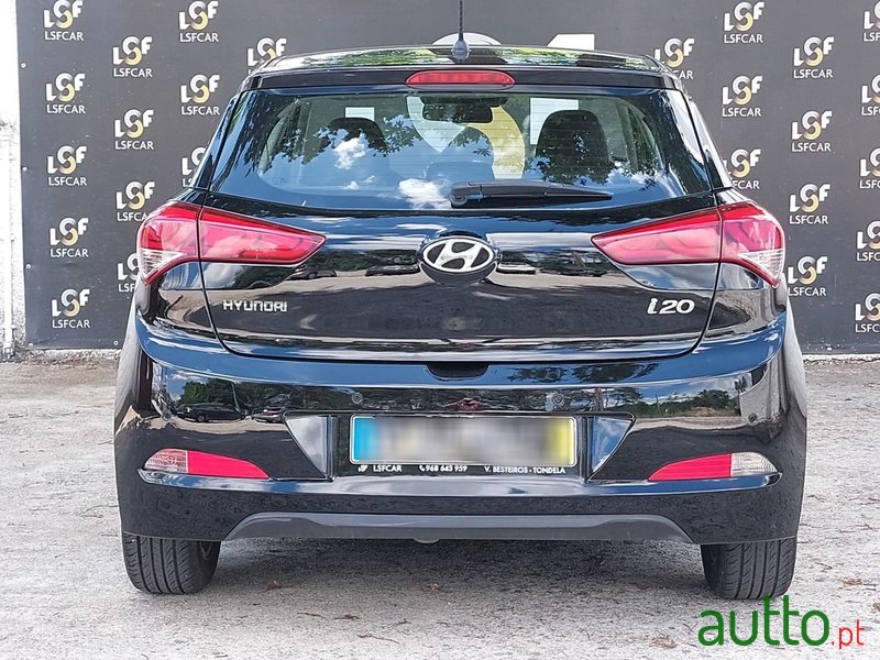 2015' Hyundai i20 photo #4