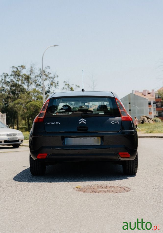 2006' Citroen C4 photo #5