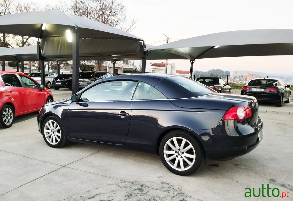 2006' Volkswagen Eos 2.0 Tdi Top photo #4