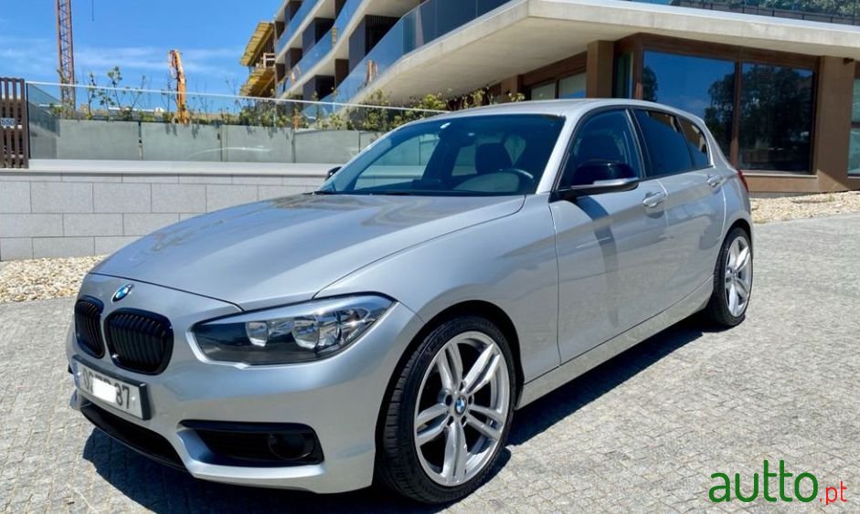 2015' BMW 116 D Sport Gps / Jll 18 photo #4