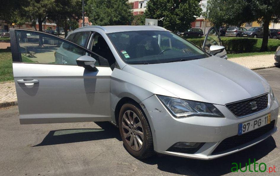 2014' SEAT Leon St photo #4
