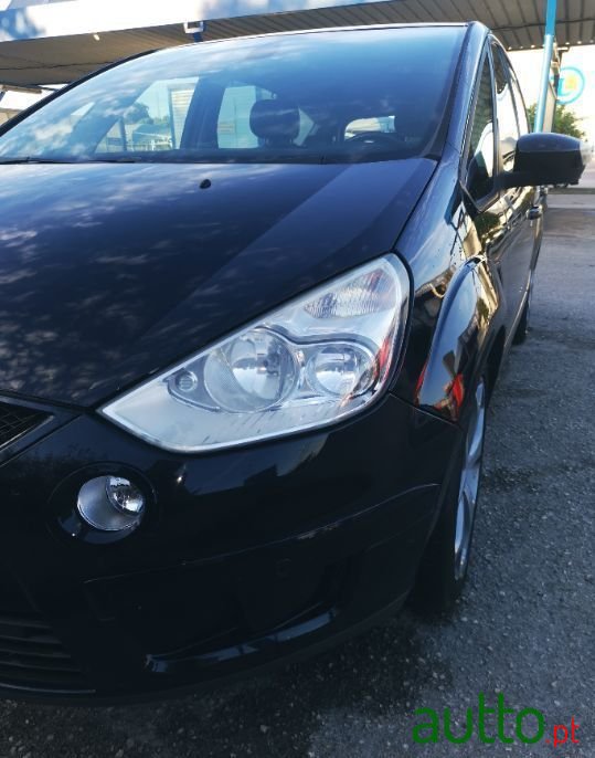 2007' Ford S-Max photo #3
