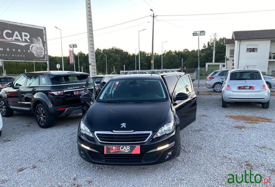 2015' Peugeot 308 photo #4