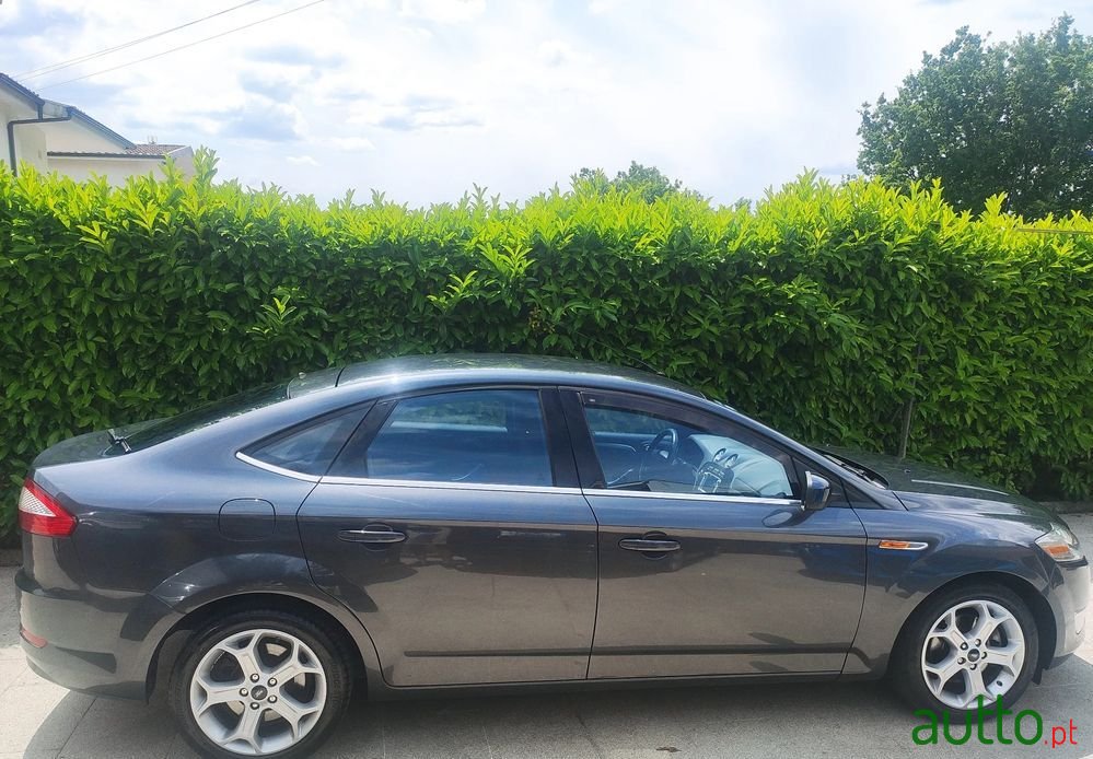 2007' Ford Mondeo 1.8 Tdci Titanium photo #2