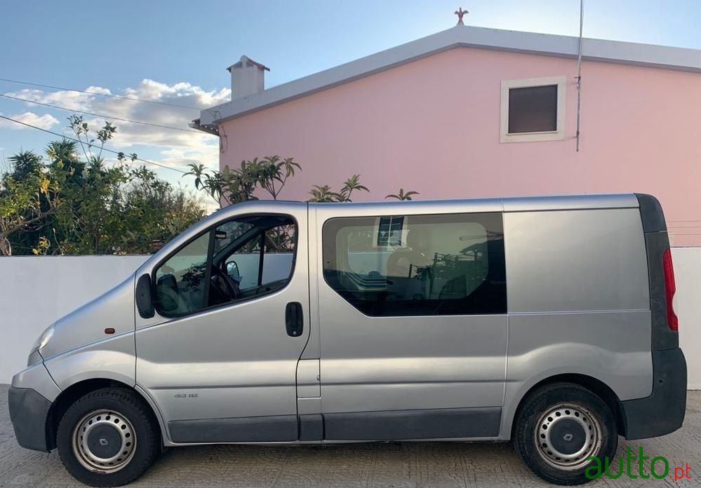 2007' Renault Trafic photo #1