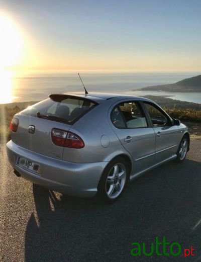 2003' SEAT Leon photo #6
