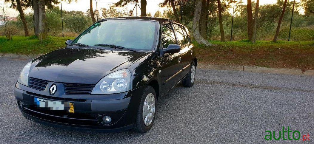 2006' Renault Clio 1.2 16V photo #3