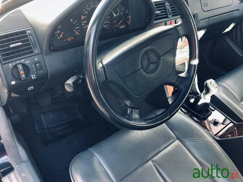 1997' Mercedes-Benz Classe C photo #2