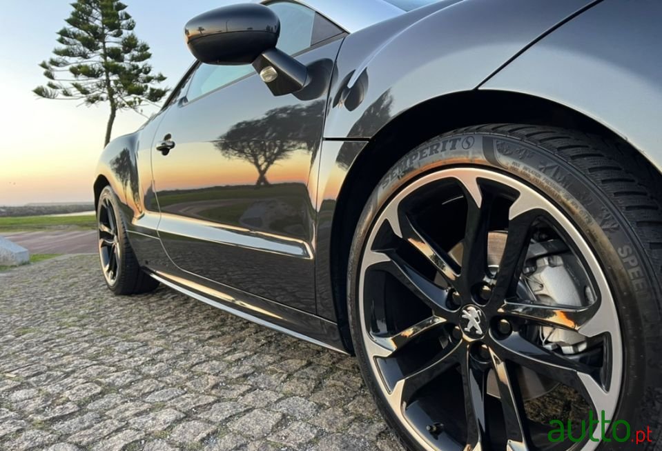 2012' Peugeot RCZ photo #4