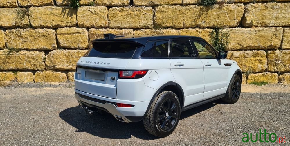 2018' Land Rover Range Rover Evoque photo #2