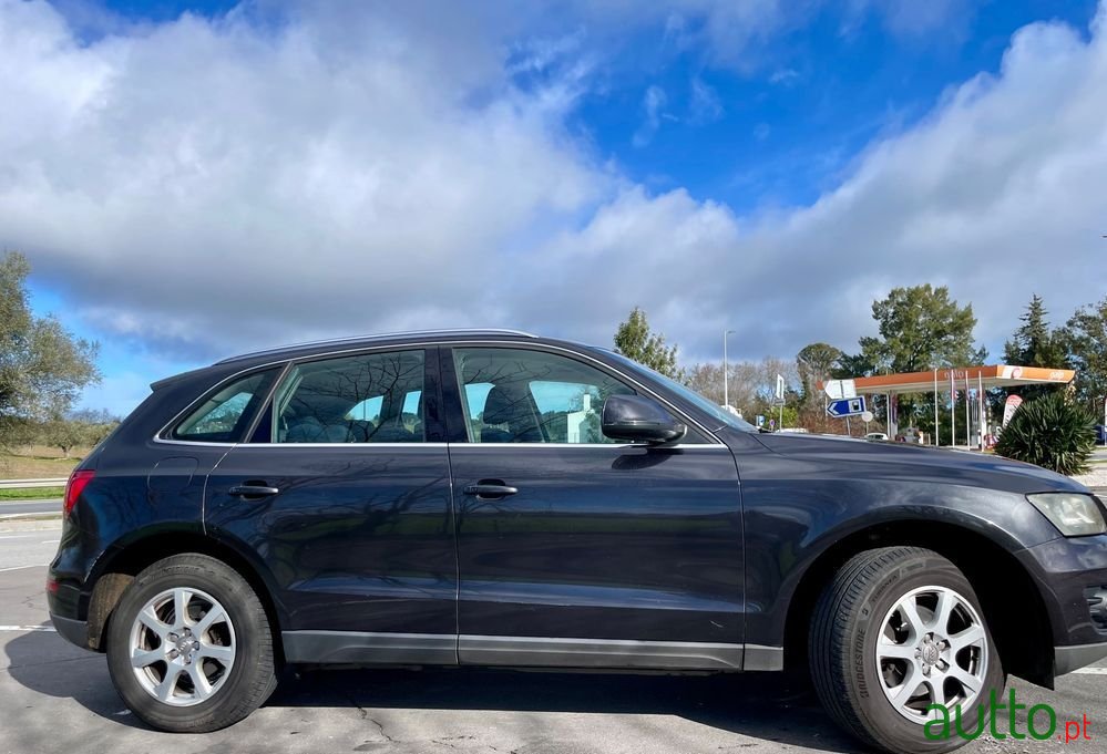2010' Audi Q5 2.0 Tdi S-Tronic photo #3