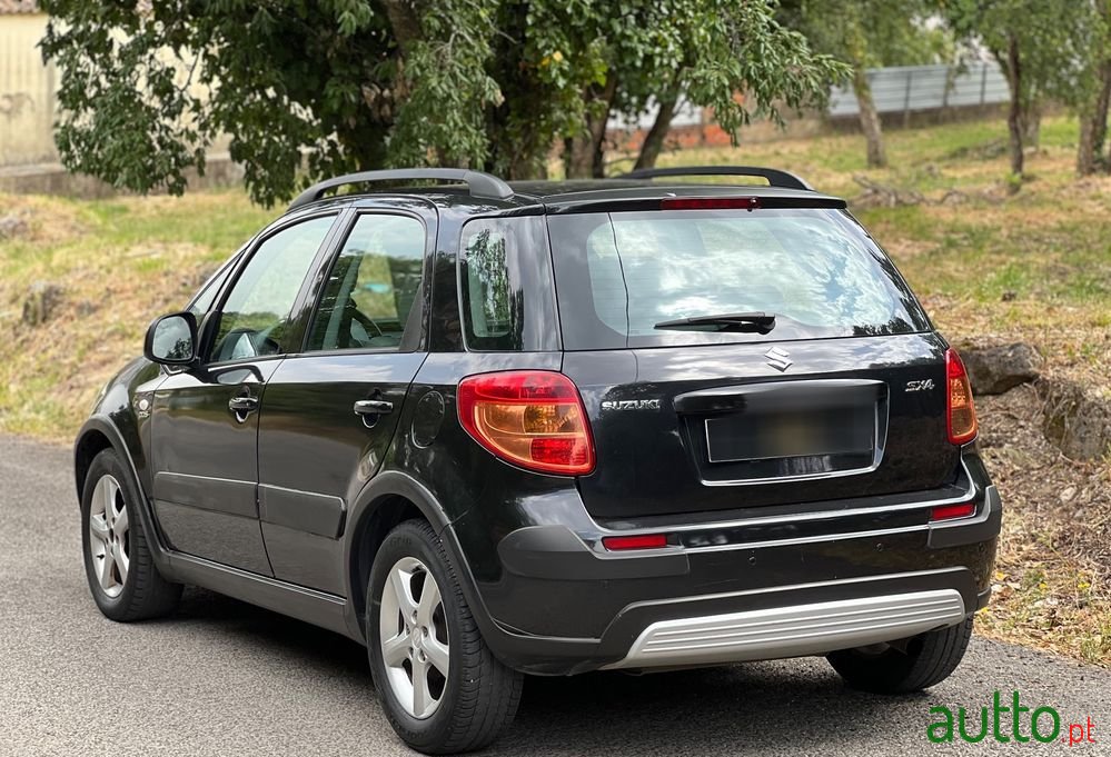 2008' Suzuki SX4 photo #4