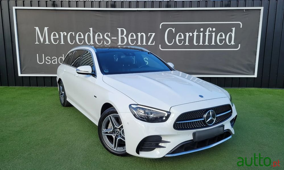 2021' Mercedes-Benz E 300 De Amg Line photo #3