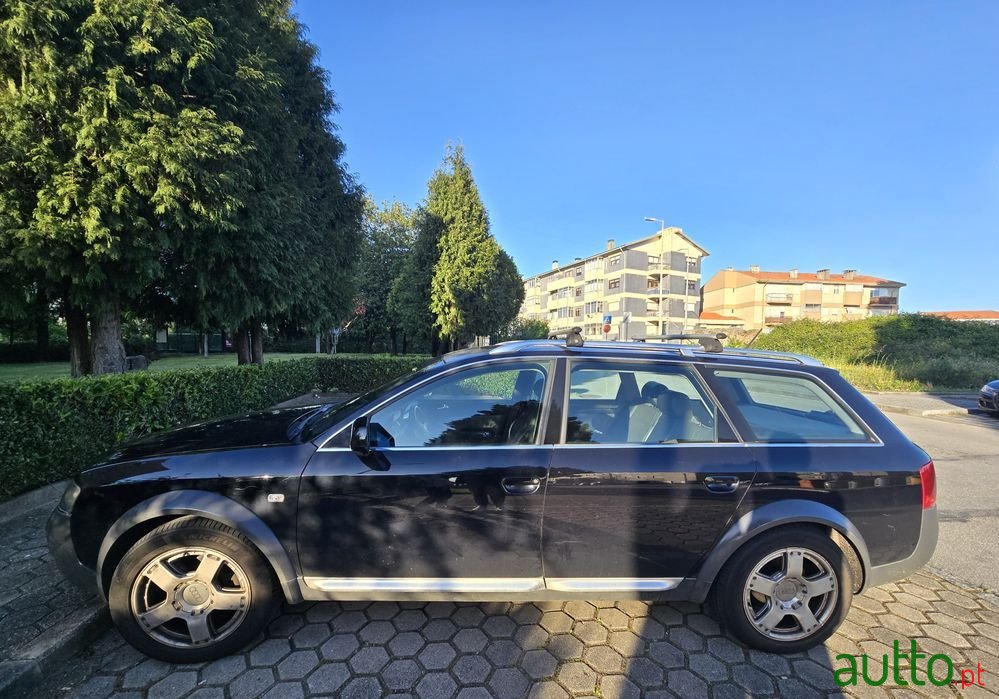 2002' Audi A6 Allroad photo #3