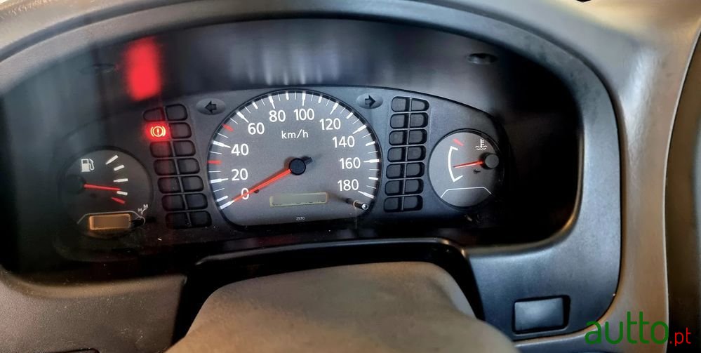 2005' Nissan Pick Up 2.5 Td Kc Cm photo #4