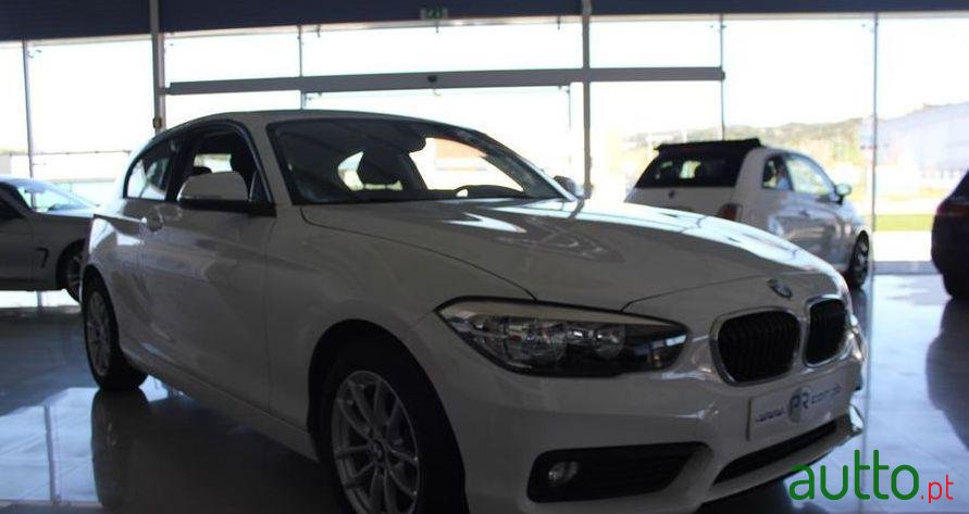 2016' BMW 116 D Lounge photo #4