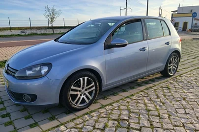 2009' Volkswagen Golf