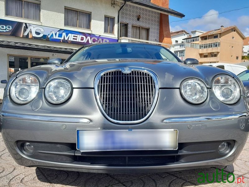 2006' Jaguar S-Type photo #2