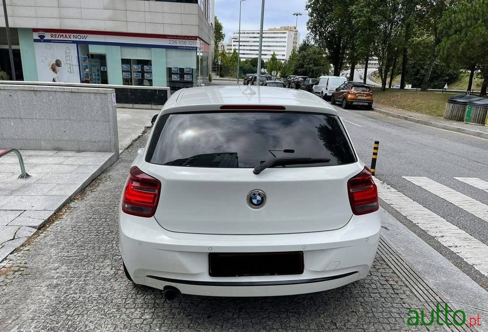 2014' BMW Série 1 I Line Sport photo #5