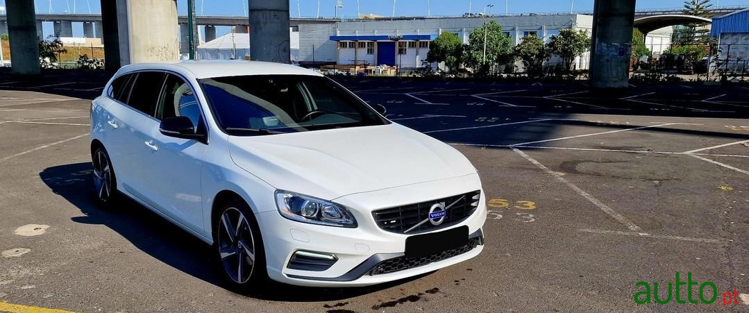 2014' Volvo V60 photo #3