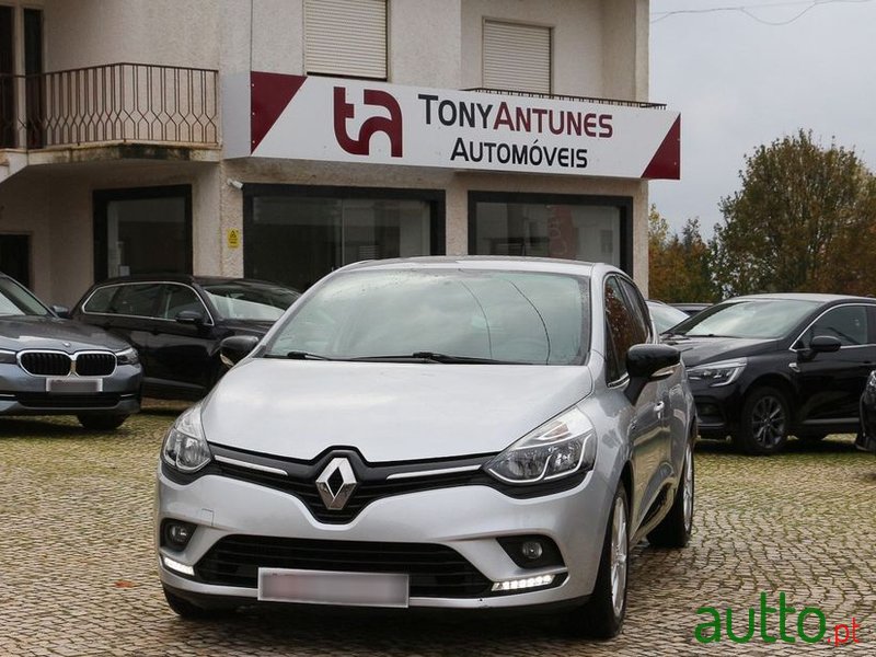 2018' Renault Clio 0.9 Tce Limited photo #1