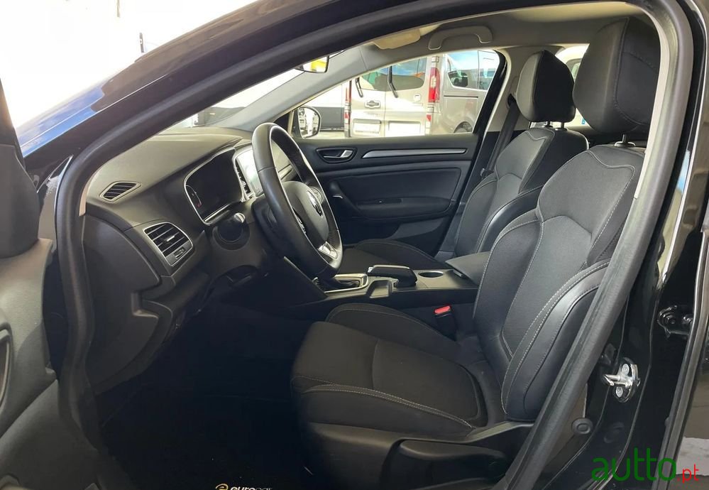 2021' Renault Mégane Sport Tourer photo #5