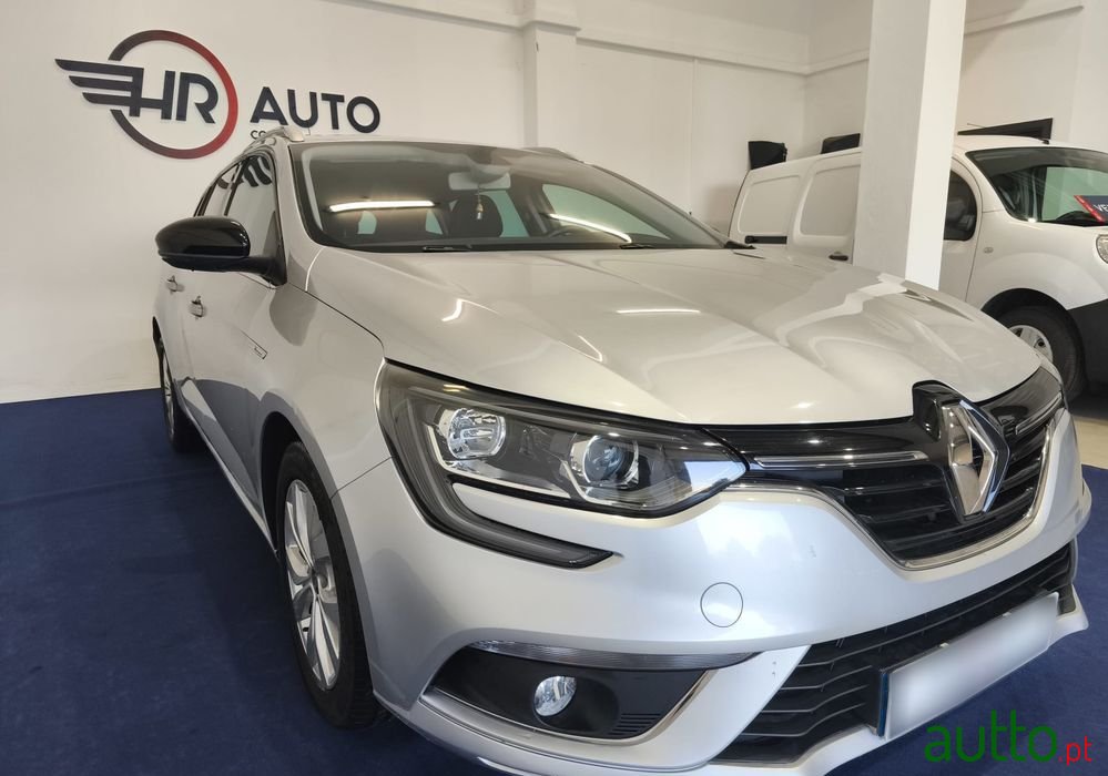 2019' Renault Mégane Sport Tourer photo #4