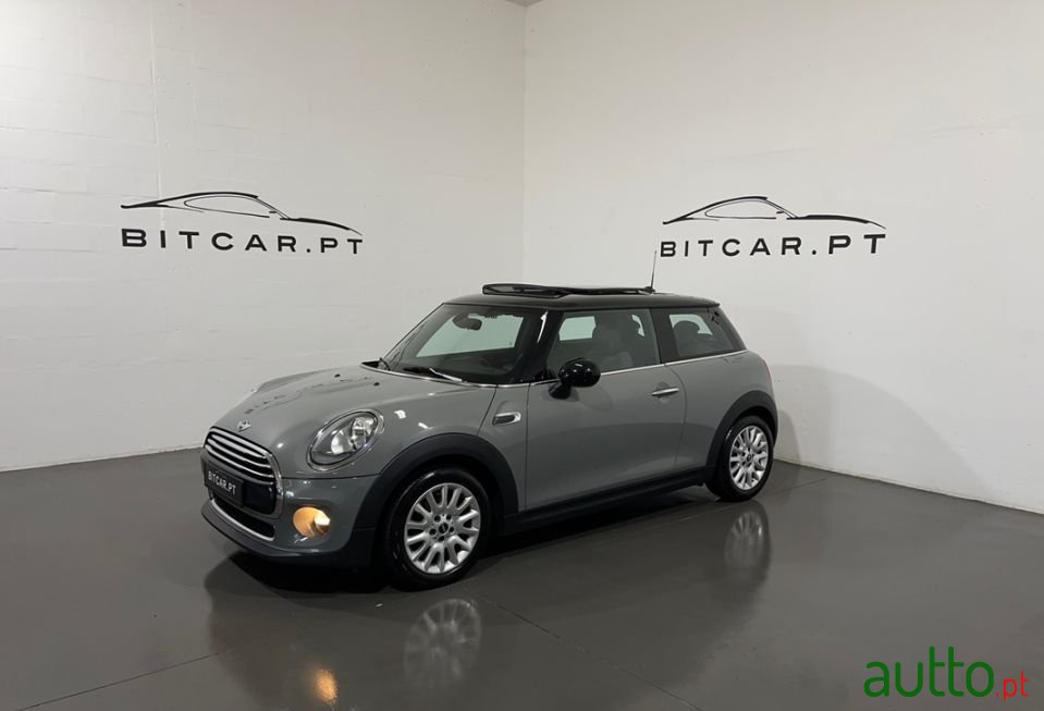 2014' MINI Cooper photo #1