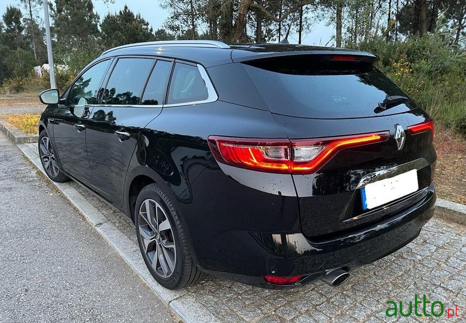 2018' Renault Megane Sport Tourer photo #4